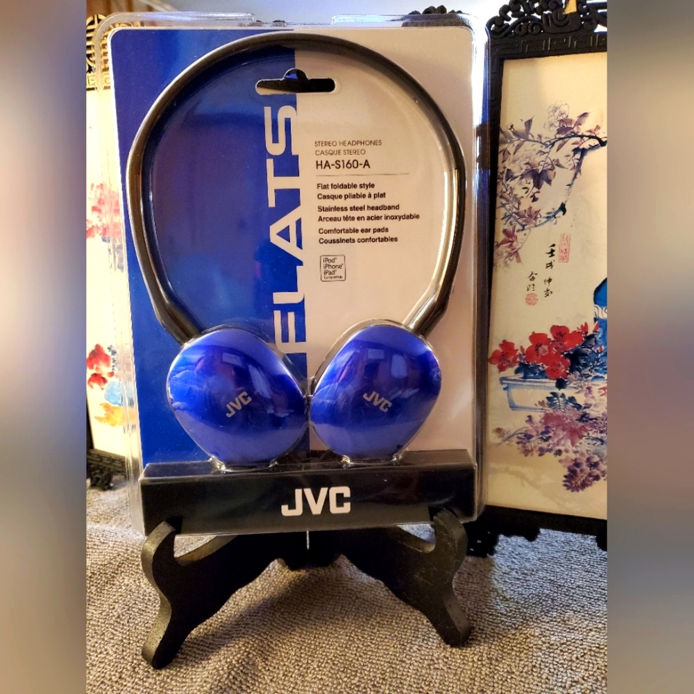 JVC HA-S160-A FLATS Stereo Headband Headphones BLUE. NEW. Fold Flat